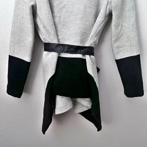 BB DAKOTA | Black Gray Belted Wrap Sweater Coat Wool Blend Katia | Medium - Picture 10 of 12